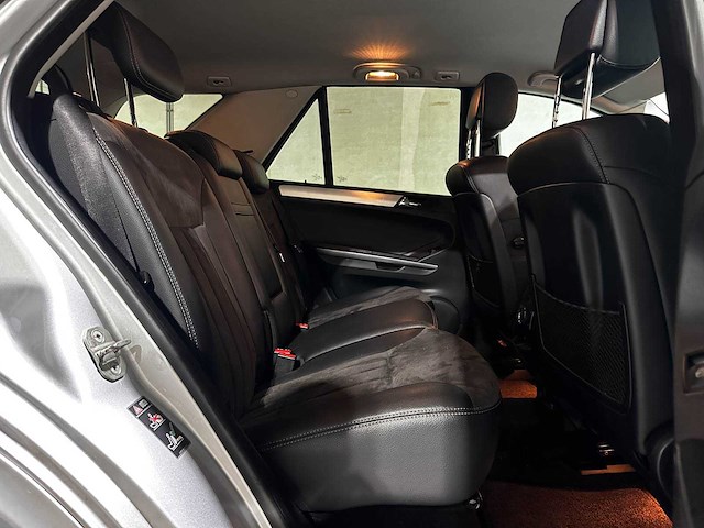 Mercedes-benz ml350 3.5 v6 272pk 2006 ml-klasse, xg-979-v - afbeelding 31 van  42