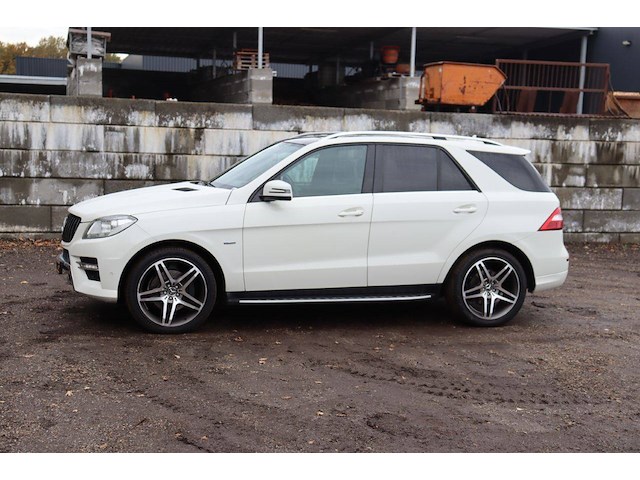 Mercedes-benz ml350 diesel 259pk 2012 (marge) - afbeelding 1 van  1