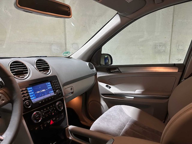 Mercedes-benz ml500 5.0 v8 306pk 2006 m-klasse, k-267-vb youngtimer - afbeelding 16 van  49