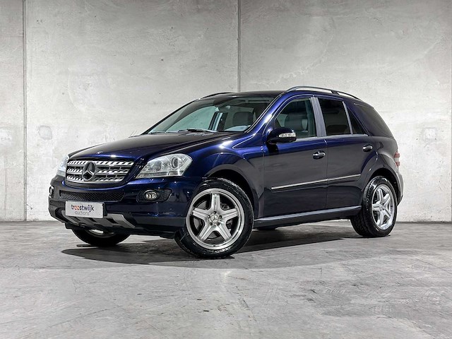 Mercedes-benz ml500 5.0 v8 306pk 2006 m-klasse, k-267-vb youngtimer - afbeelding 1 van  49