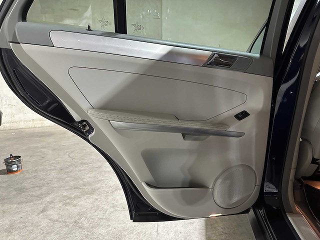 Mercedes-benz ml500 5.0 v8 306pk 2006 m-klasse, k-267-vb youngtimer - afbeelding 31 van  49