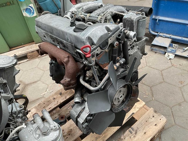 Mercedes benz om 601 xv/1 dieselmotor - afbeelding 1 van  8