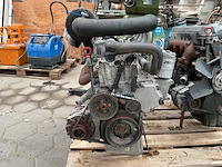 Mercedes benz om 602 dieselmotor - afbeelding 9 van  10