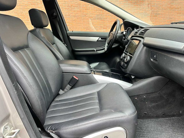 Mercedes-benz r-klasse 320 cdi 4-matic, automaat, 31-xs-zj - afbeelding 25 van  25