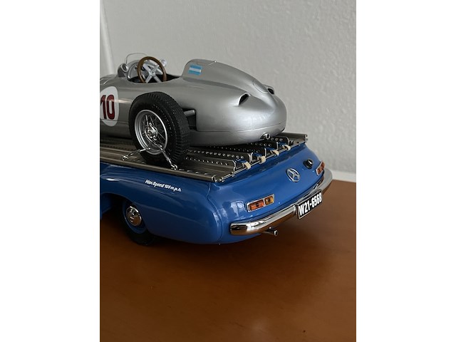 Mercedes-benz racetransport cmc 1:18, cmc, renntransporter 1:18 - afbeelding 15 van  18