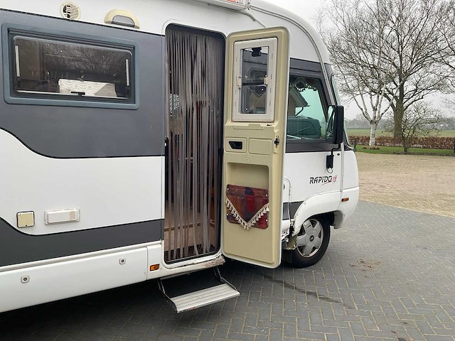 Mercedes-benz rapido camper - afbeelding 8 van  45