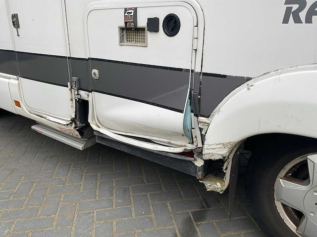 Mercedes-benz rapido camper - afbeelding 39 van  45