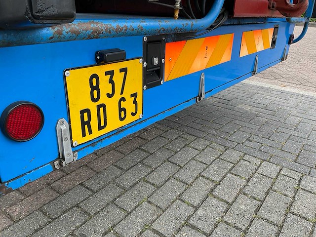 Mercedes-benz rundhauber 9-11 vrachtwagen 4x4 met 100 kw generator - afbeelding 10 van  45