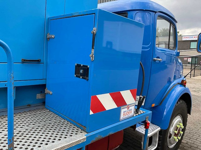 Mercedes-benz rundhauber 9-11 vrachtwagen 4x4 met 100 kw generator - afbeelding 30 van  45