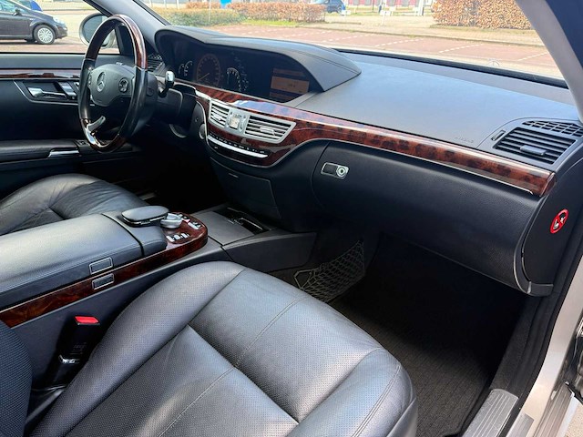Mercedes-benz s-klasse 350 amg personenauto - afbeelding 10 van  13
