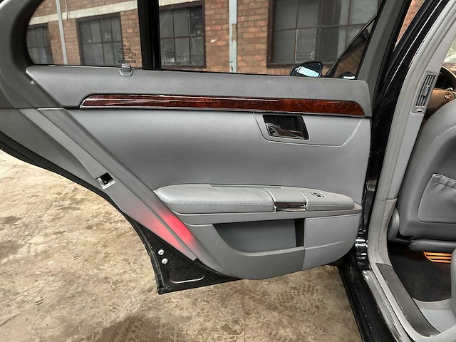 Mercedes-benz s350 prestige 3.5 v6 272pk 2005 s-klasse, 21-sx-zg youngtimer - afbeelding 17 van  43