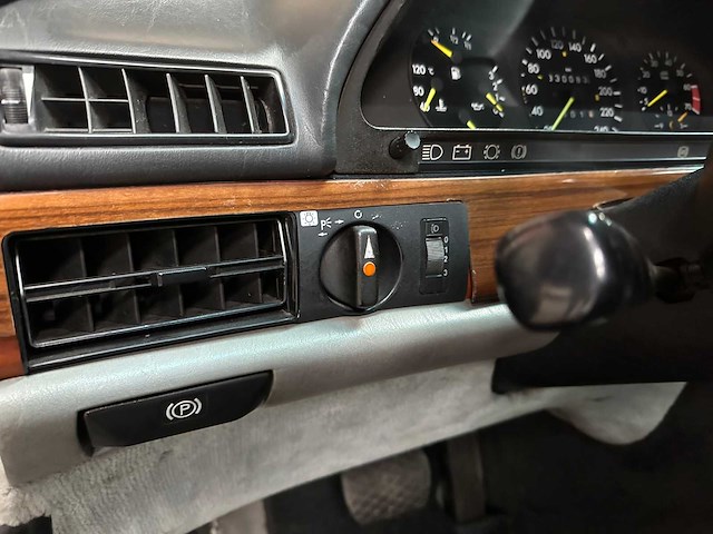 Mercedes-benz s380 3.8 v8 204pk 1982 s-klasse - afbeelding 16 van  33