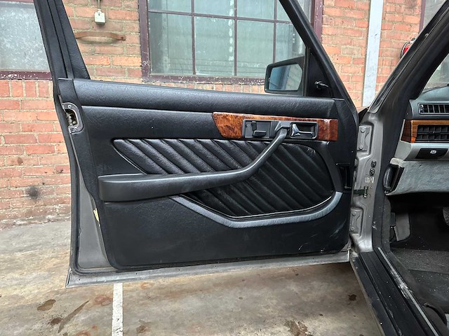 Mercedes-benz s380 3.8 v8 204pk 1982 s-klasse - afbeelding 22 van  33