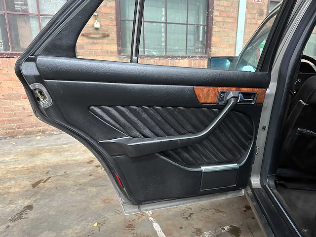 Mercedes-benz s380 3.8 v8 204pk 1982 s-klasse - afbeelding 24 van  33