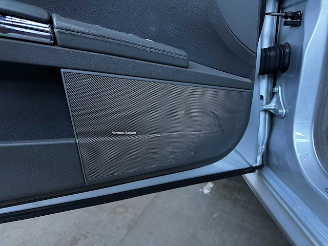 Mercedes-benz s500 5.5 v8 388pk 2007 youngtimer s-klasse w221 - afbeelding 19 van  35