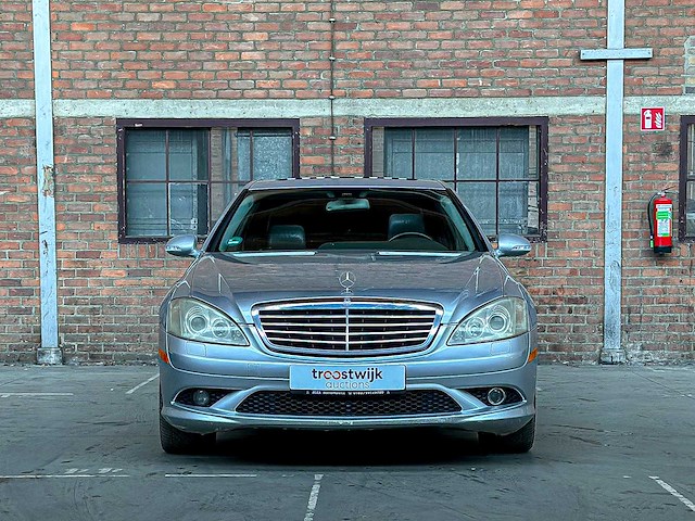 Mercedes-benz s500 5.5 v8 388pk 2007 youngtimer s-klasse w221 - afbeelding 35 van  37