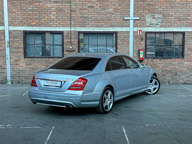 Mercedes-benz s500 5.5 v8 388pk 2007 youngtimer s-klasse w221 - afbeelding 3 van  31