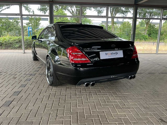 Mercedes benz s600 lang lorinser w221 | 5.5 v12 biturbo | 2007 | youngtimer | 517 pk | 70.000 km | btw auto - afbeelding 43 van  45