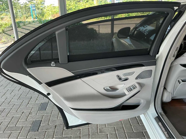 Mercedes benz s600 lang w222 | 6.0 v12 biturbo | 2015 | 530 pk | amg | rear seat entertainment | btw auto - afbeelding 33 van  44