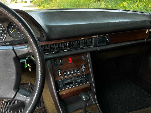 Mercedes-benz se w126 107pk 1982, x-916-hg - afbeelding 6 van  11