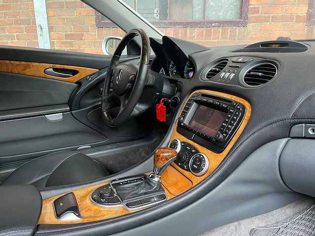 Mercedes-benz sl350 amg 3.7 v6 cabriolet -youngtimer- sl55 look - afbeelding 24 van  34