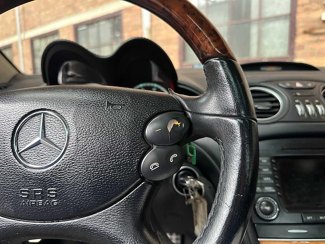 Mercedes-benz sl500 5.5 v8 388pk 2006 youngtimer sl-klasse - afbeelding 14 van  35