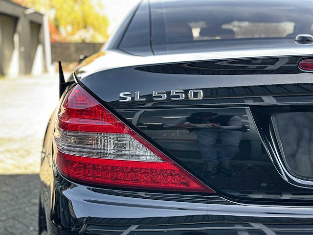 Mercedes-benz sl550 5.5 v8 r23 388pk 2011 sl-klasse - afbeelding 4 van  27