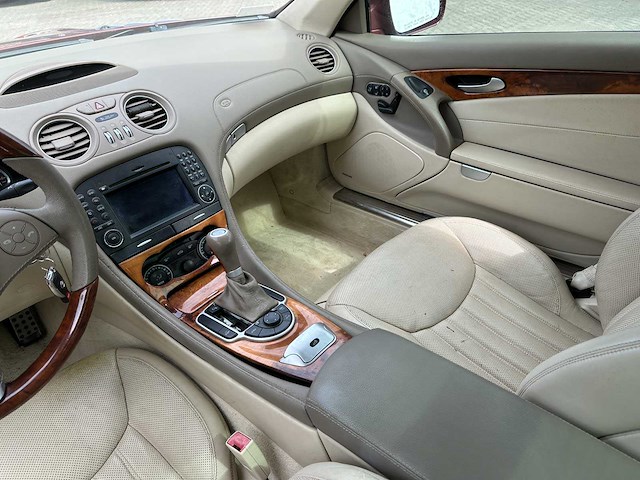 Mercedes-benz sl550 v8 sl-klasse 382pk 2009 - afbeelding 6 van  25