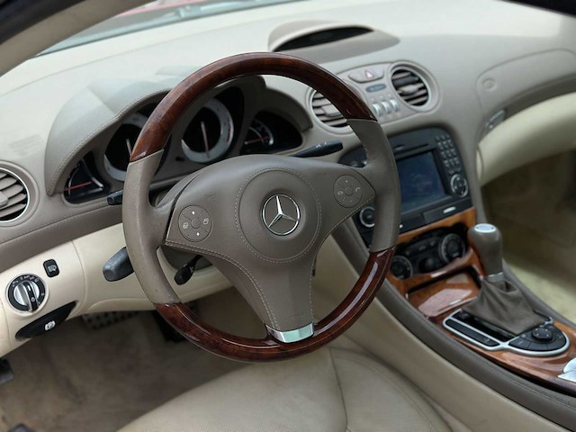 Mercedes-benz sl550 v8 sl-klasse 382pk 2009 - afbeelding 4 van  27
