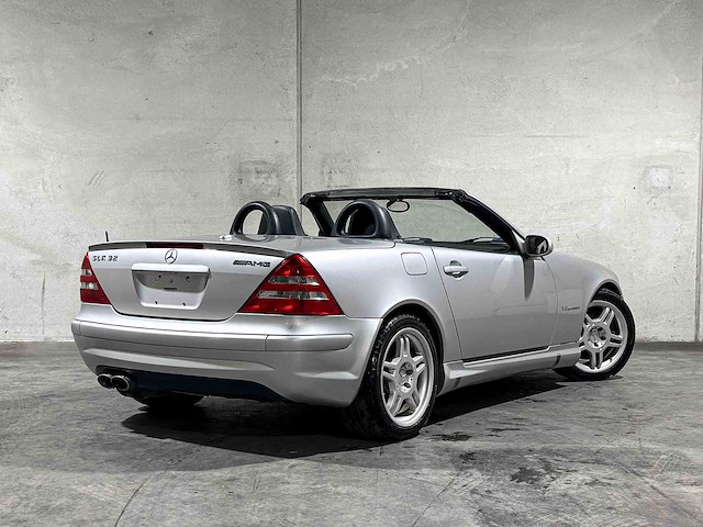 Mercedes-benz slk32 amg 3.2 v6 354pk 2004 slk-klasse youngtimer - afbeelding 4 van  37