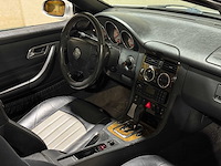 Mercedes-benz slk32 amg 3.2 v6 354pk 2004 slk-klasse youngtimer - afbeelding 26 van  37