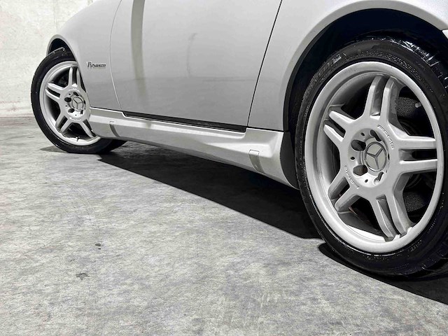 Mercedes-benz slk32 amg 3.2 v6 354pk 2004 slk-klasse youngtimer - afbeelding 13 van  37