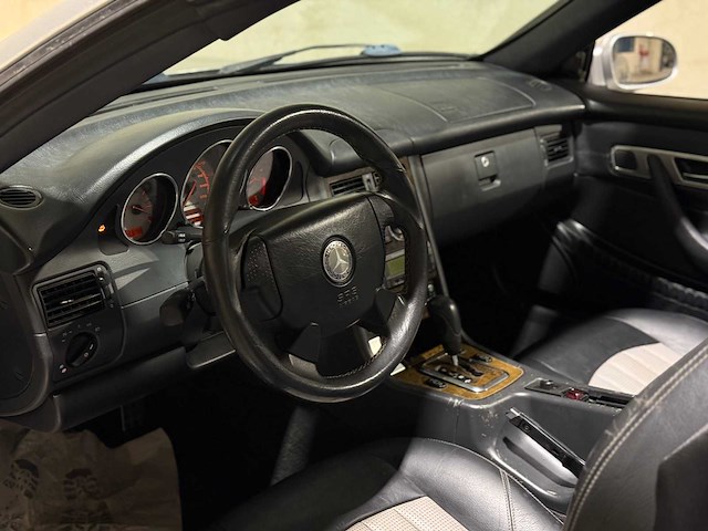 Mercedes-benz slk32 amg 3.2 v6 354pk 2004 slk-klasse youngtimer - afbeelding 15 van  37