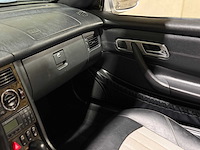 Mercedes-benz slk32 amg 3.2 v6 354pk 2004 slk-klasse youngtimer - afbeelding 17 van  37