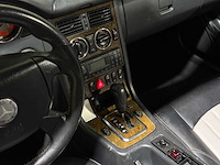 Mercedes-benz slk32 amg 3.2 v6 354pk 2004 slk-klasse youngtimer - afbeelding 16 van  37