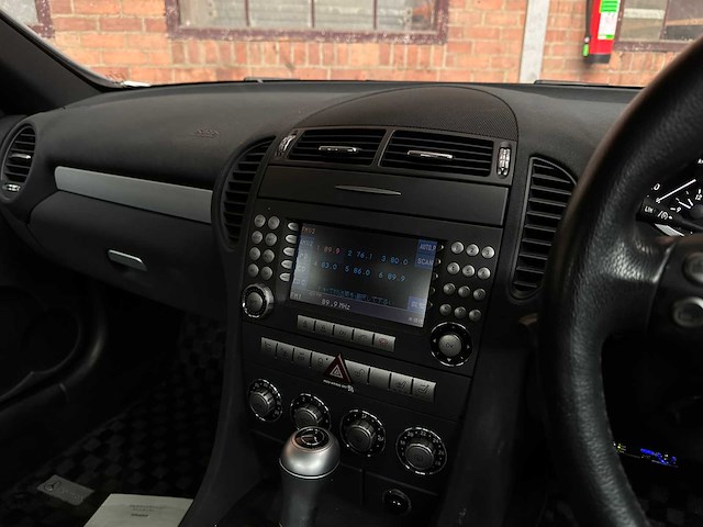 Mercedes-benz slk350 3.5 v6 272pk 2005 airscarf slk-klasse youngtimer - afbeelding 25 van  33