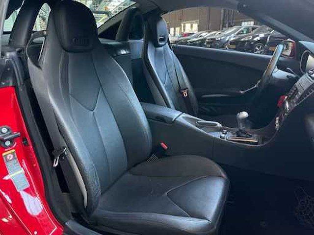 Mercedes-benz slk350 3.5 v6 272pk 2005 airscarf youngtimer slk-klasse - afbeelding 32 van  36