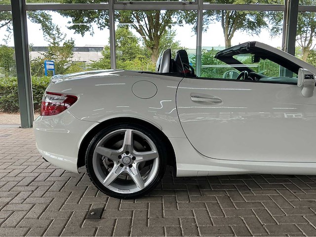 Mercedes benz slk350 amg r172 | 3.5 v6 | 2011 | youngtimer | 306 pk | airscarf | keyless-go | btw auto - afbeelding 11 van  42