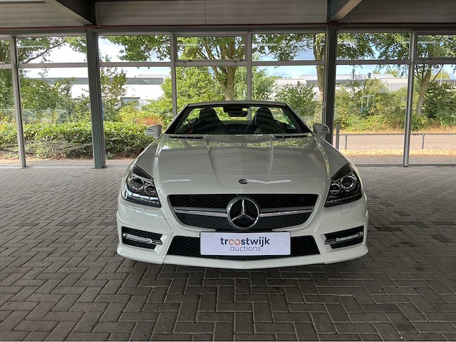 Mercedes benz slk350 amg r172 | 3.5 v6 | 2011 | youngtimer | 306 pk | airscarf | keyless-go | btw auto - afbeelding 38 van  42