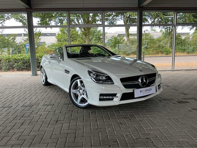 Mercedes benz slk350 amg r172 | 3.5 v6 | 2011 | youngtimer | 306 pk | airscarf | keyless-go | btw auto - afbeelding 40 van  42