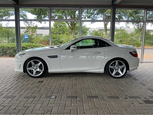 Mercedes benz slk350 amg r172 | 3.5 v6 | 2011 | youngtimer | 306 pk | airscarf | keyless-go | btw auto - afbeelding 28 van  29