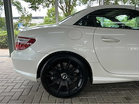 Mercedes benz slk55 amg r172 | 5.5 v8 | 2013 | 421 pk | amg performance package | airscarf | btw auto - afbeelding 14 van  42