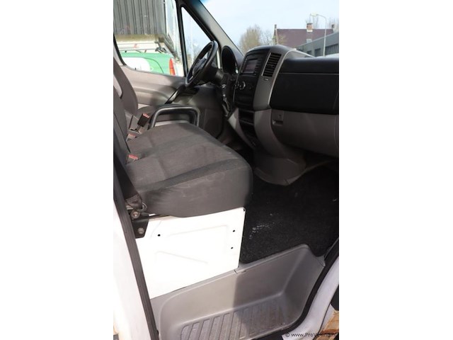 Mercedes-benz sprinter - kenteken v-084-dh | automaat - afbeelding 21 van  45