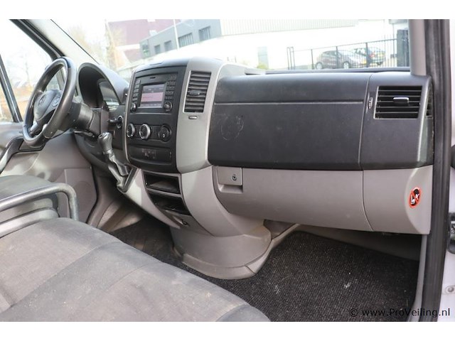 Mercedes-benz sprinter - kenteken v-084-dh | automaat - afbeelding 16 van  35