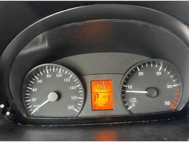 Mercedes-benz sprinter 210 2.2 cdi 325 dc, vl-832-j - afbeelding 9 van  17