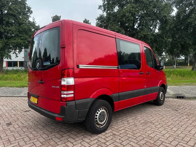Mercedes-benz sprinter 210 2.2 cdi 325 dc, vl-832-j - afbeelding 9 van  17
