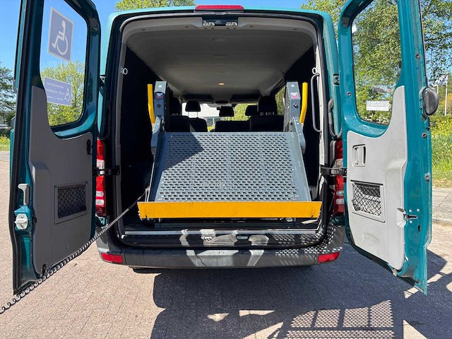 Mercedes-benz sprinter 210 2.2 cdi 366 dc rolstoelbus automaat 5-vzz-68 - afbeelding 7 van  24