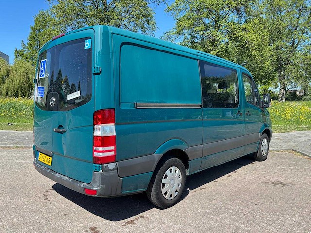 Mercedes-benz sprinter 210 2.2 cdi 366 dc rolstoelbus automaat 5-vzz-68 - afbeelding 12 van  24