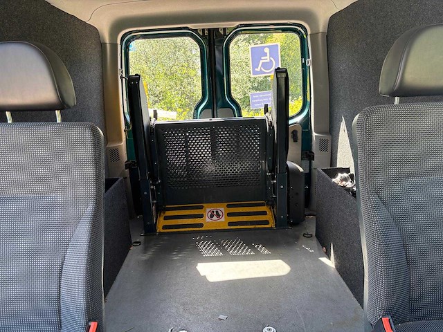 Mercedes-benz sprinter 210 2.2 cdi 366 dc rolstoelbus automaat 5-vzz-68 - afbeelding 2 van  4