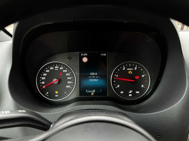 Mercedes-benz sprinter 211 2.2 cdi l2h2 113pk 2019 (origineel-nl), vdf-06-g - afbeelding 9 van  47